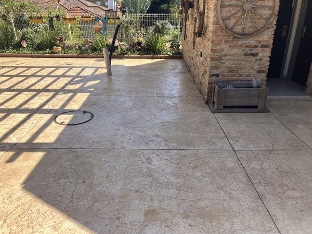 ניקוי רצפת בומנייט